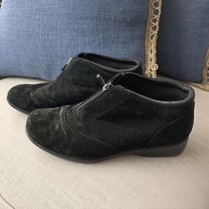 Womens Faded Glory Black Suede Ankle Booties Size 9.5 Genuine Leather Upper
